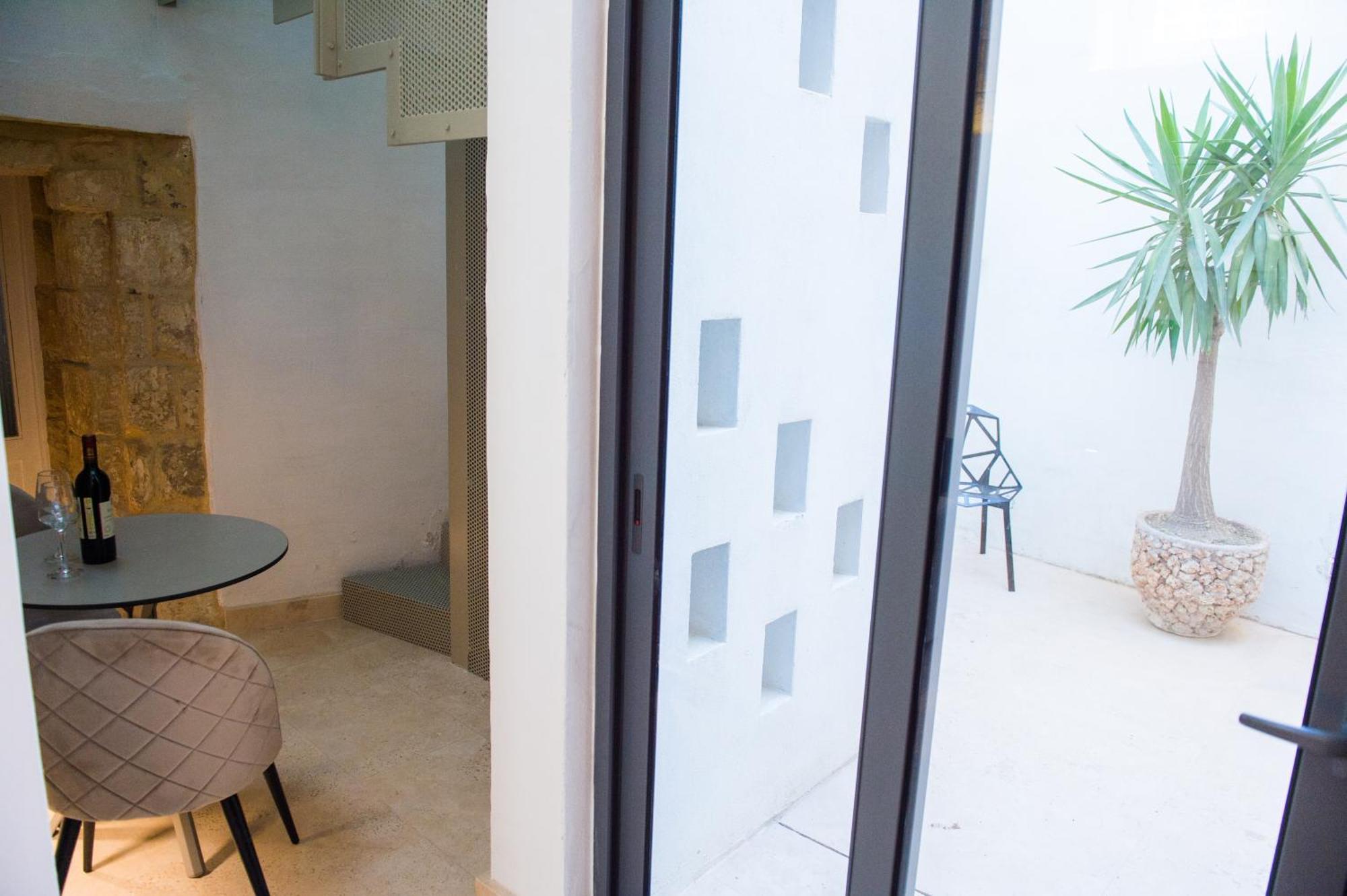 San Anton Suites أتارد المظهر الخارجي الصورة